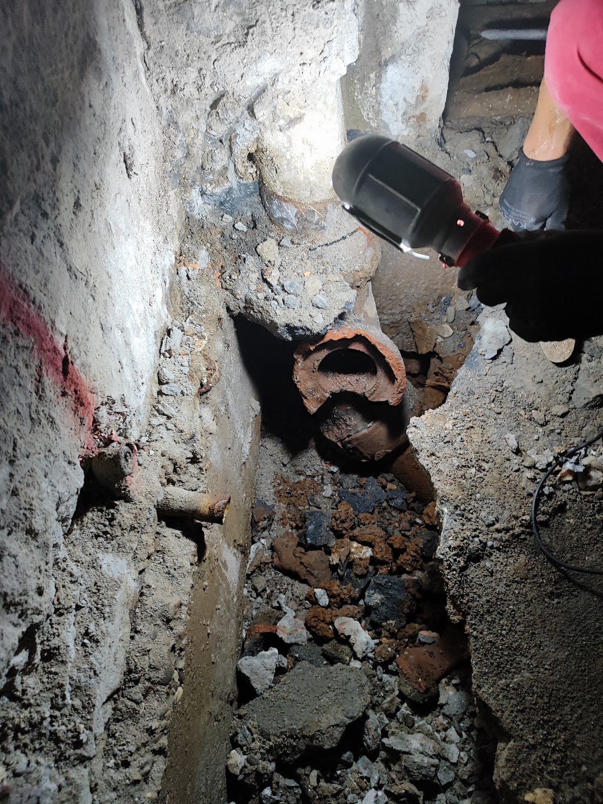 Vëllezërit Liçi Hidraulik dhe Elektrike