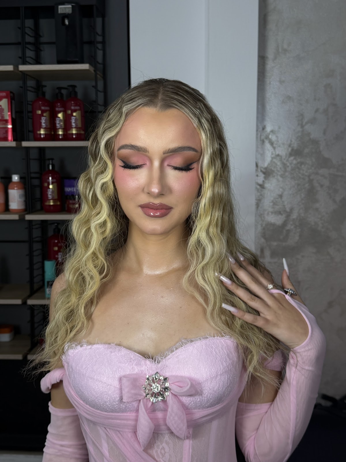 Beauty By Dea Hima