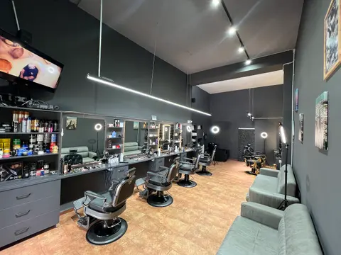 King’s Barber Shop