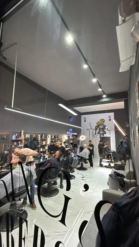 King’s Barber Shop