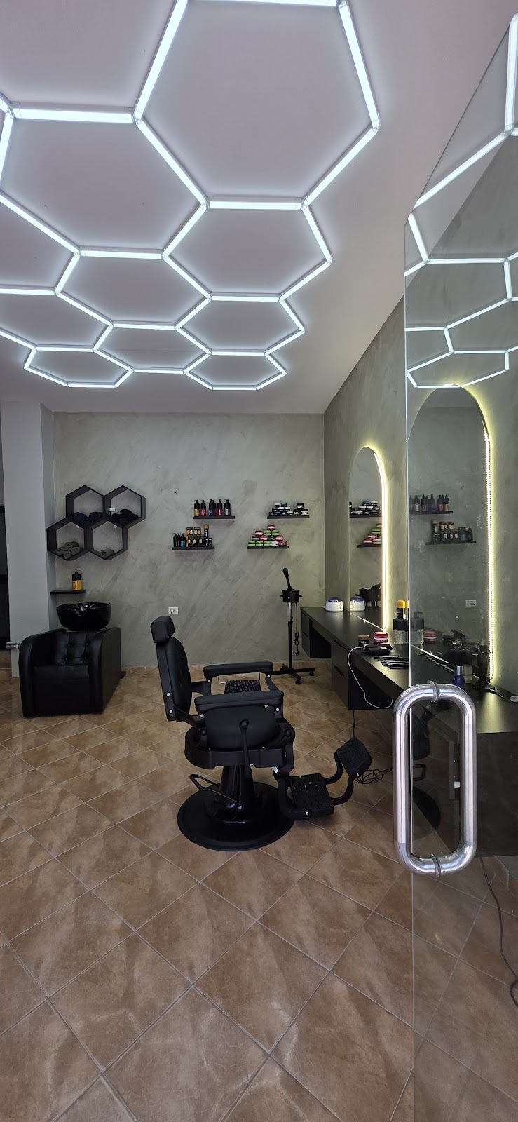 Arbri Haircut