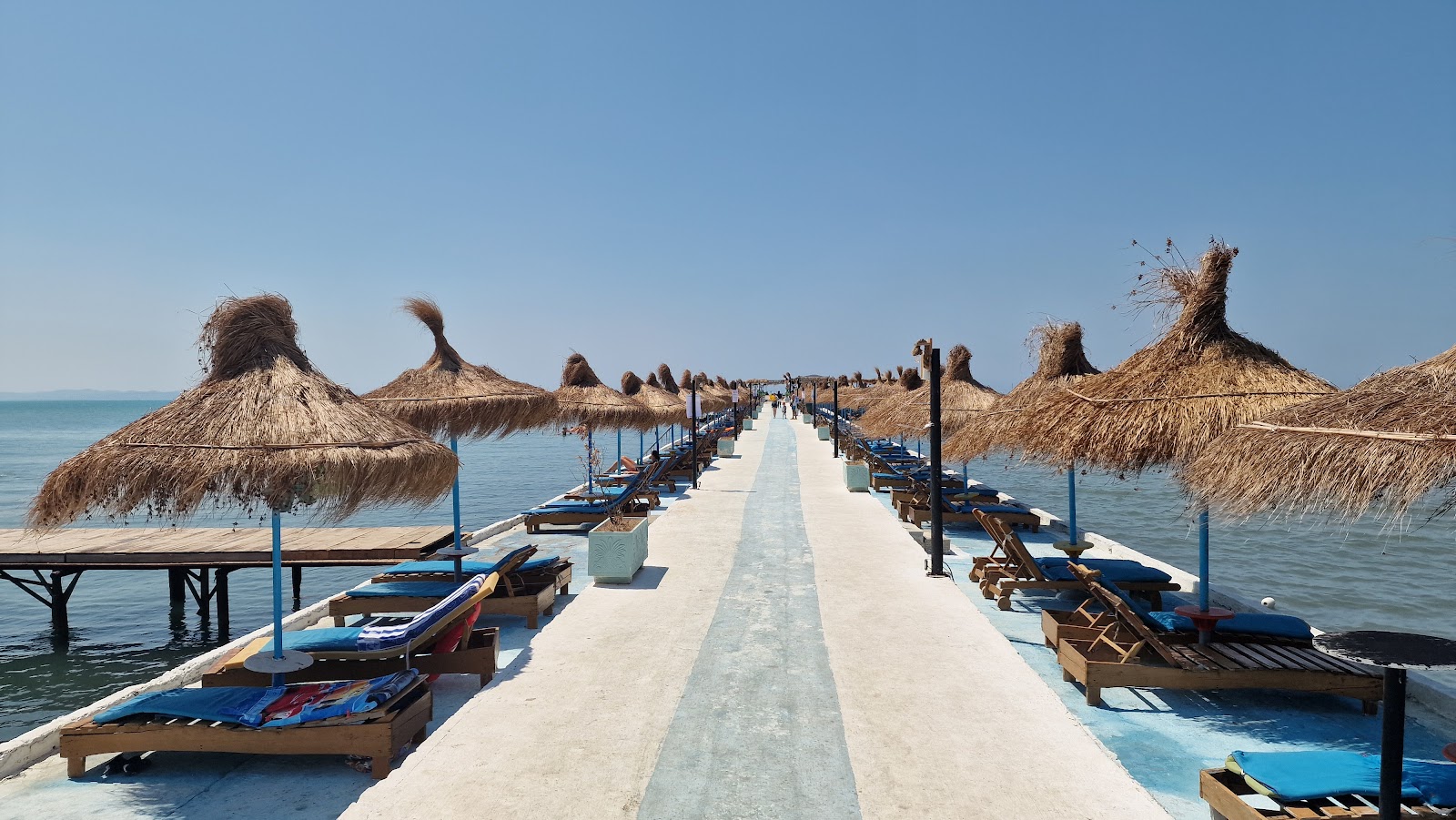 Hawaii Beach Durrës