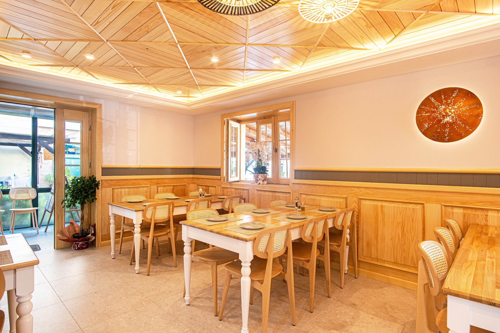 Taverna Lefteri (Since 1998)