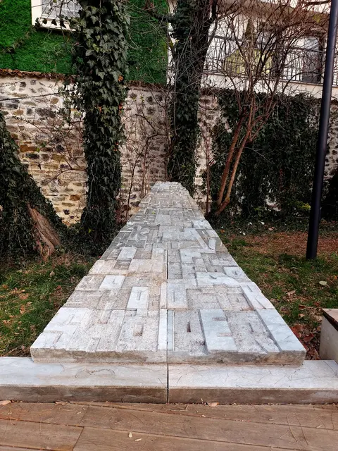 Mësonjëtorja shqipe dhe Muzeu i Arsimit