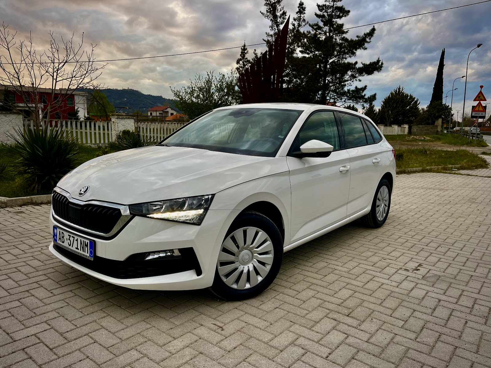 Rinas Car Rental - Tirana Airport