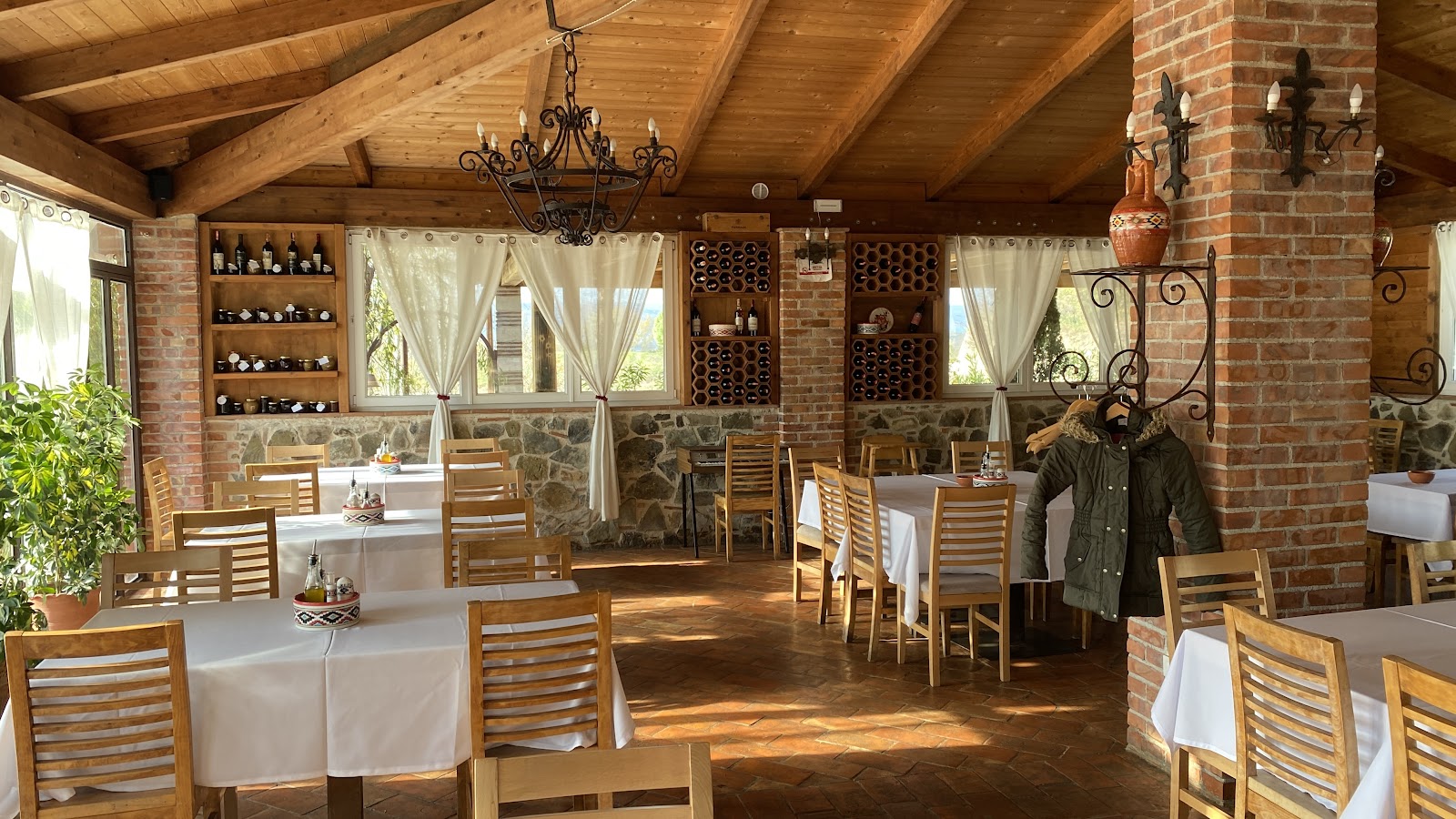 RESTORANT OAZI FISHTË
