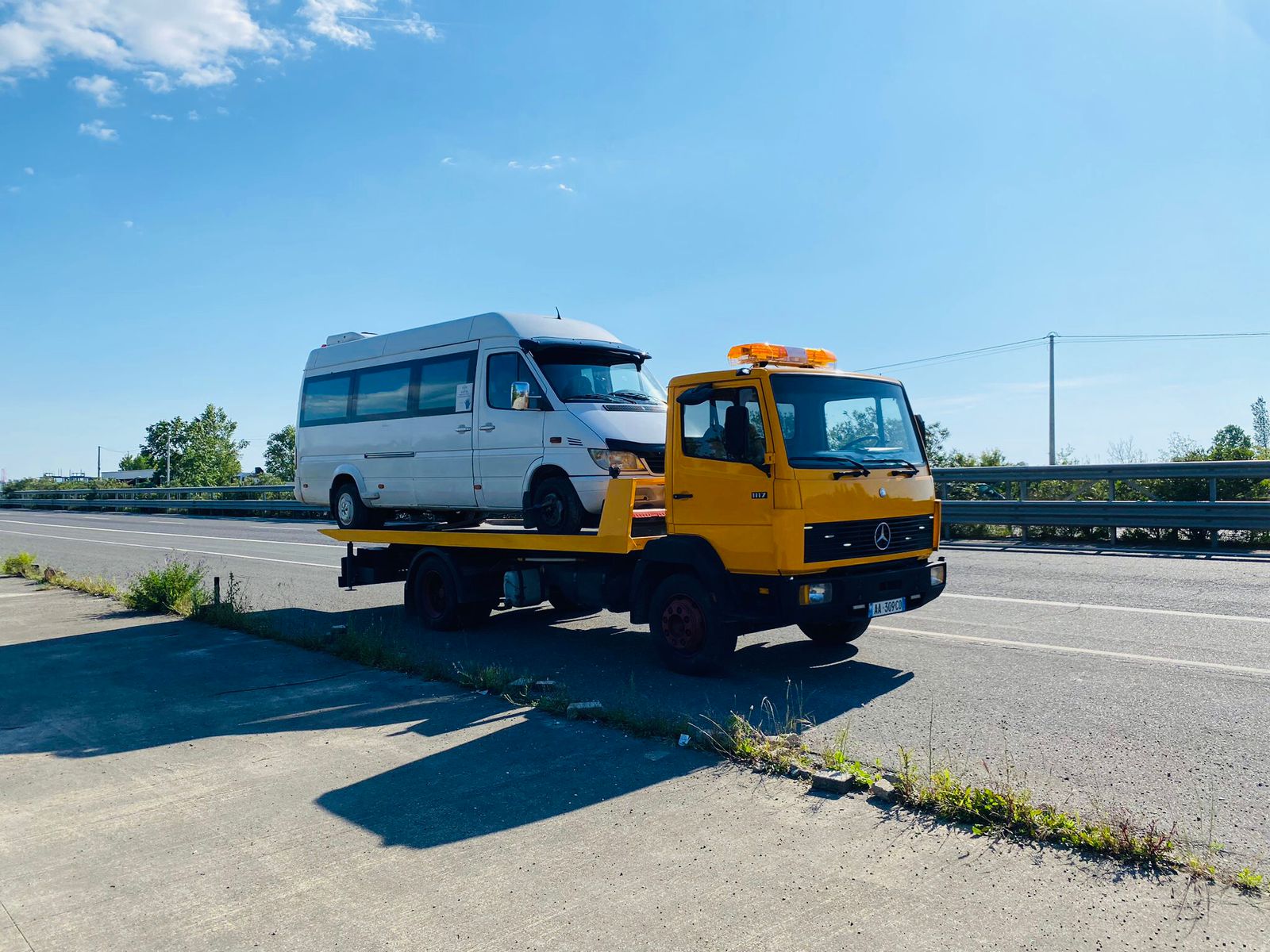 Karrotrec Shkoder - AutoServis & Pjese Kembimi JAKAJ