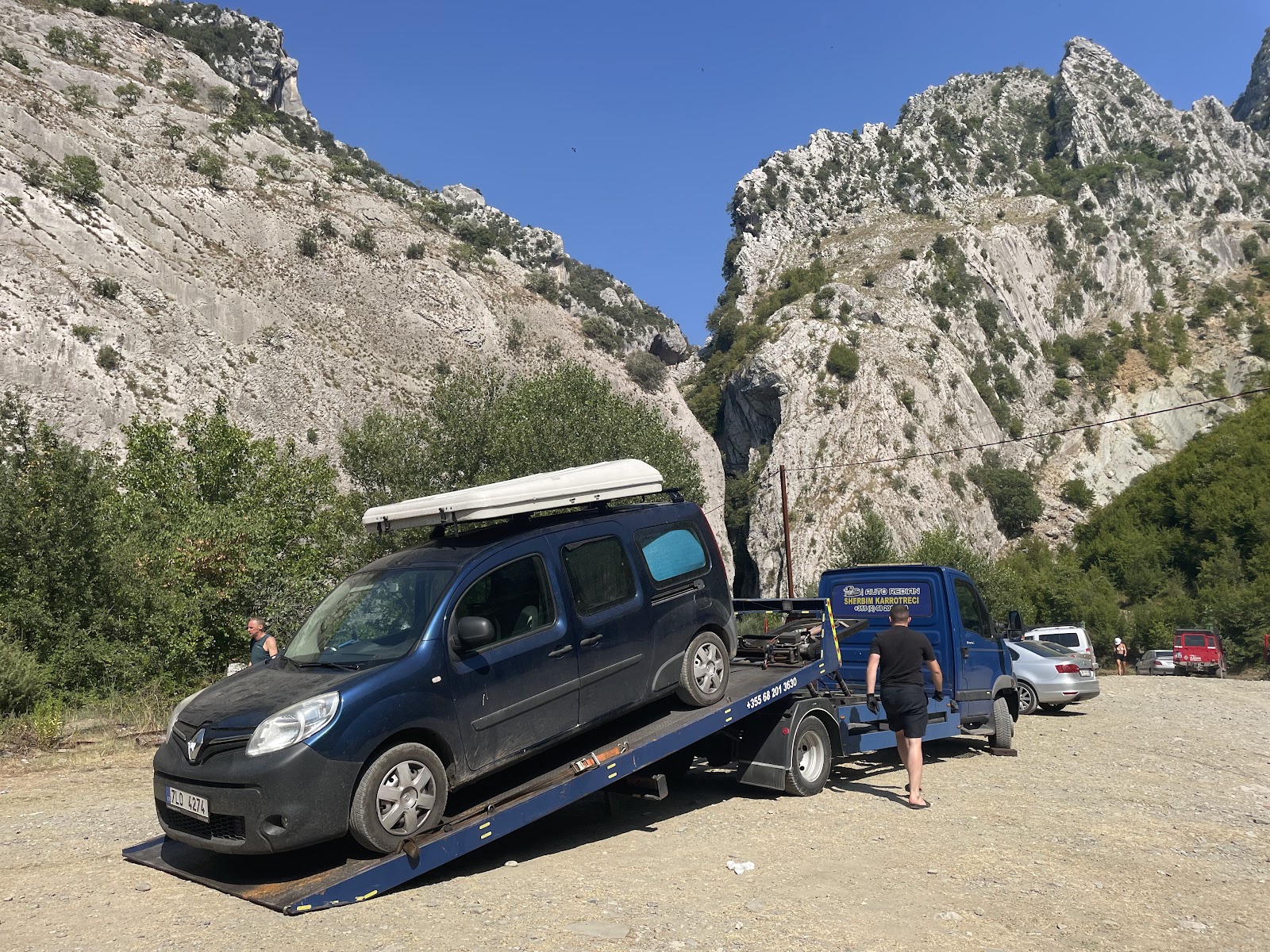 Shërbim Karrotreci,Auto Servis Elbasan Auto Redian