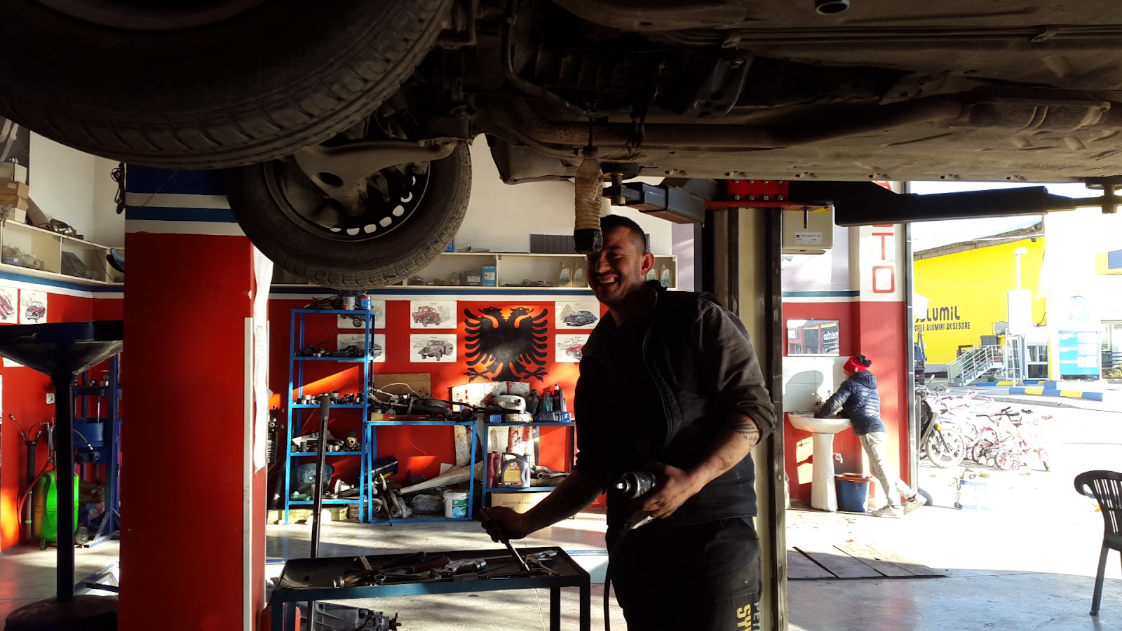 Auto Servis Mezini