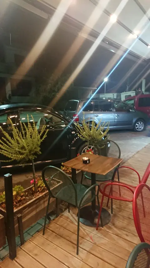 Furrë-Pastiçeri MEMA..byrektore, pranojme porosi.