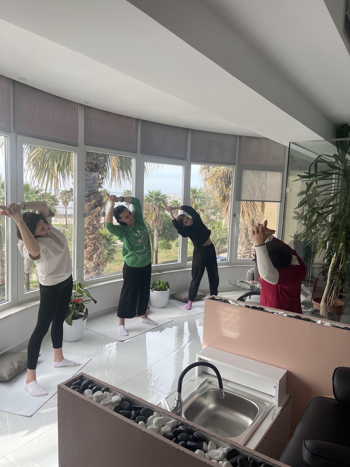 Beauty & Healthy institute