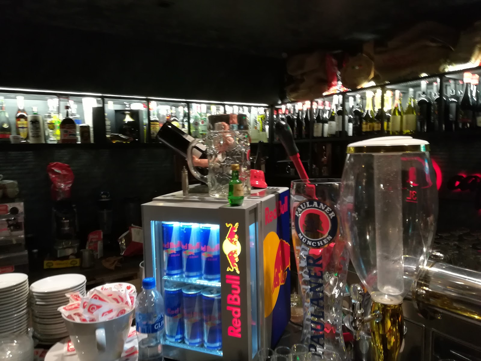 Living Bar