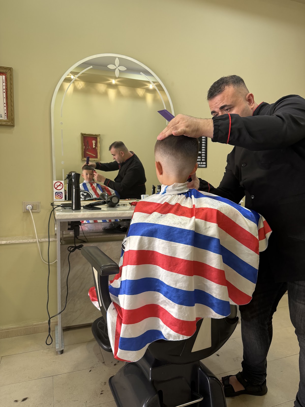 Hair Studio Roni [Berber Roni] Barber shop Berber Fier