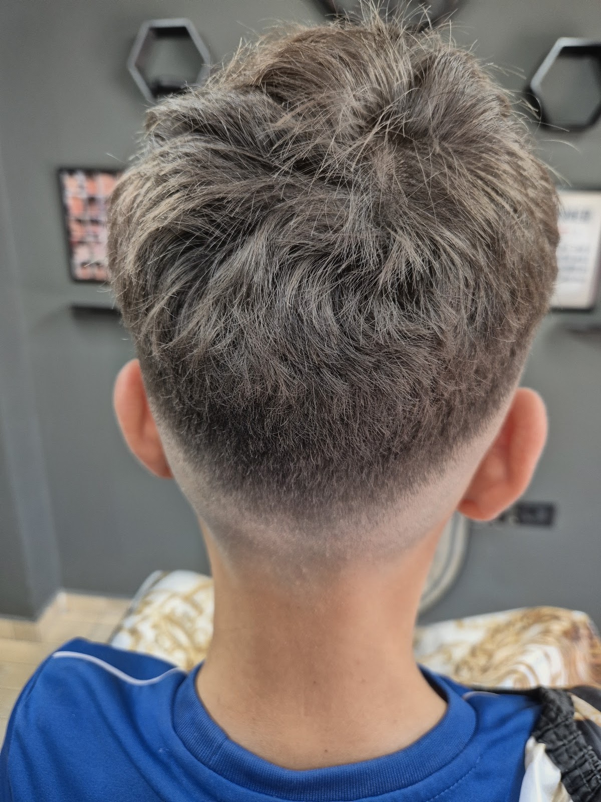 Barber Shop Muçi
