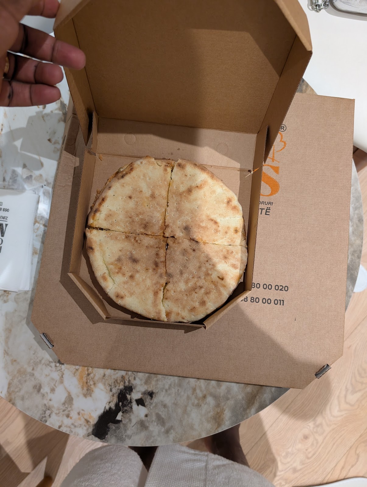 Mali's Pizza & Crepes