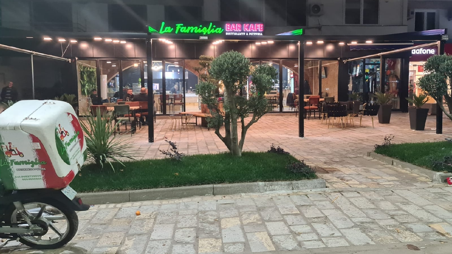 Pizzeria La Famiglia