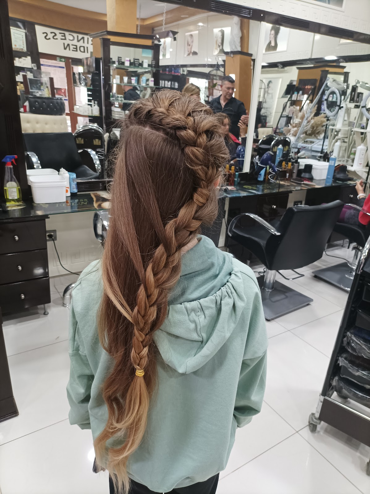 Parukeri Princess Iden