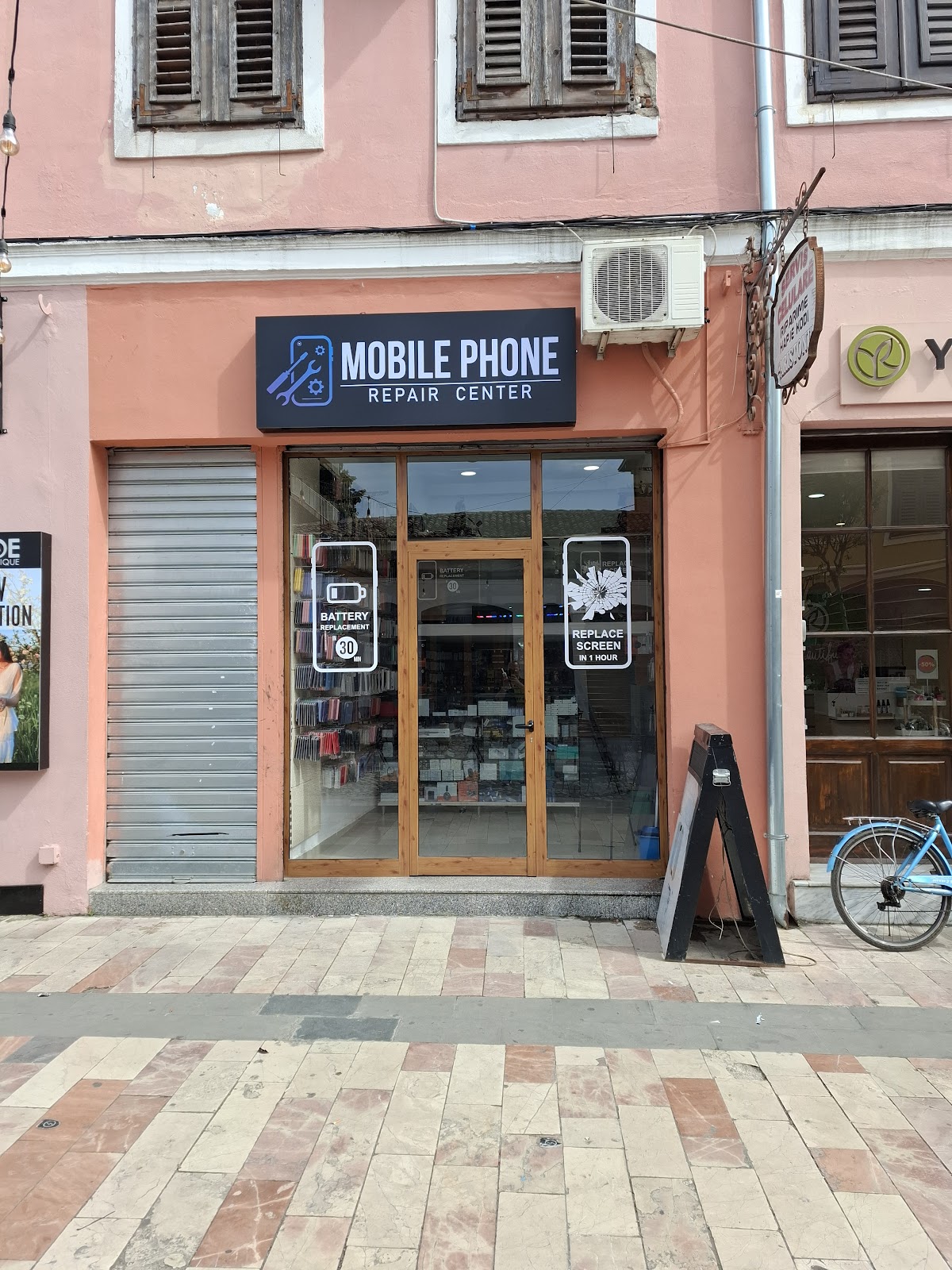 Servis Celular "Ariston Luka"