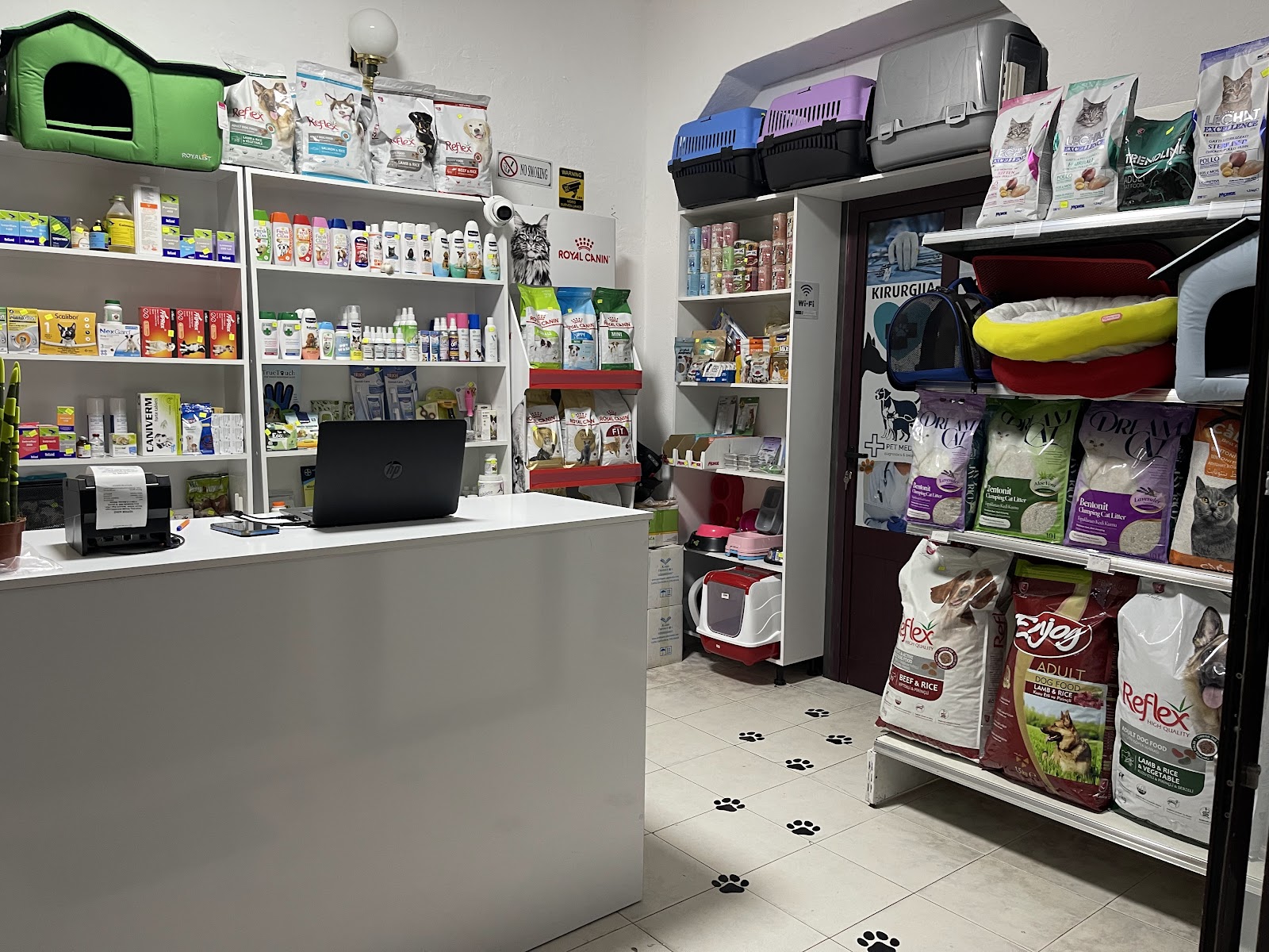 Pet store Edi
