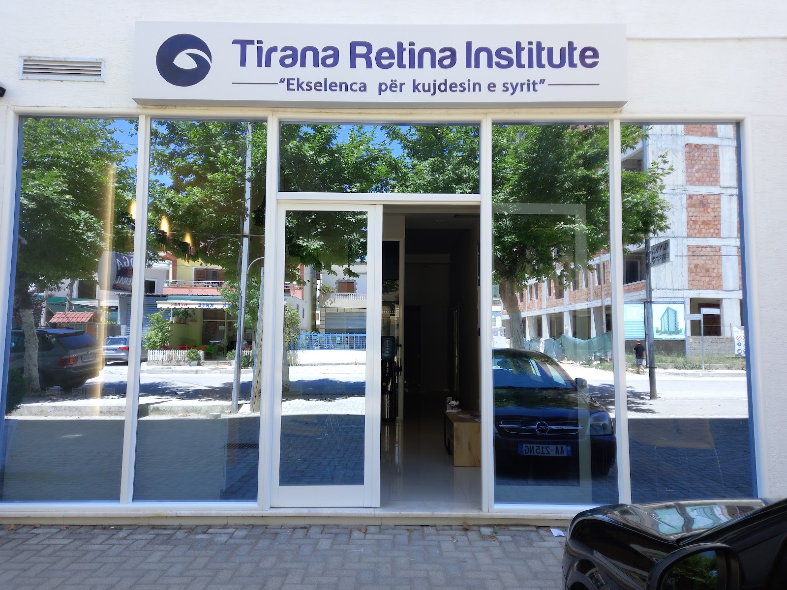Retina Institute - Berat