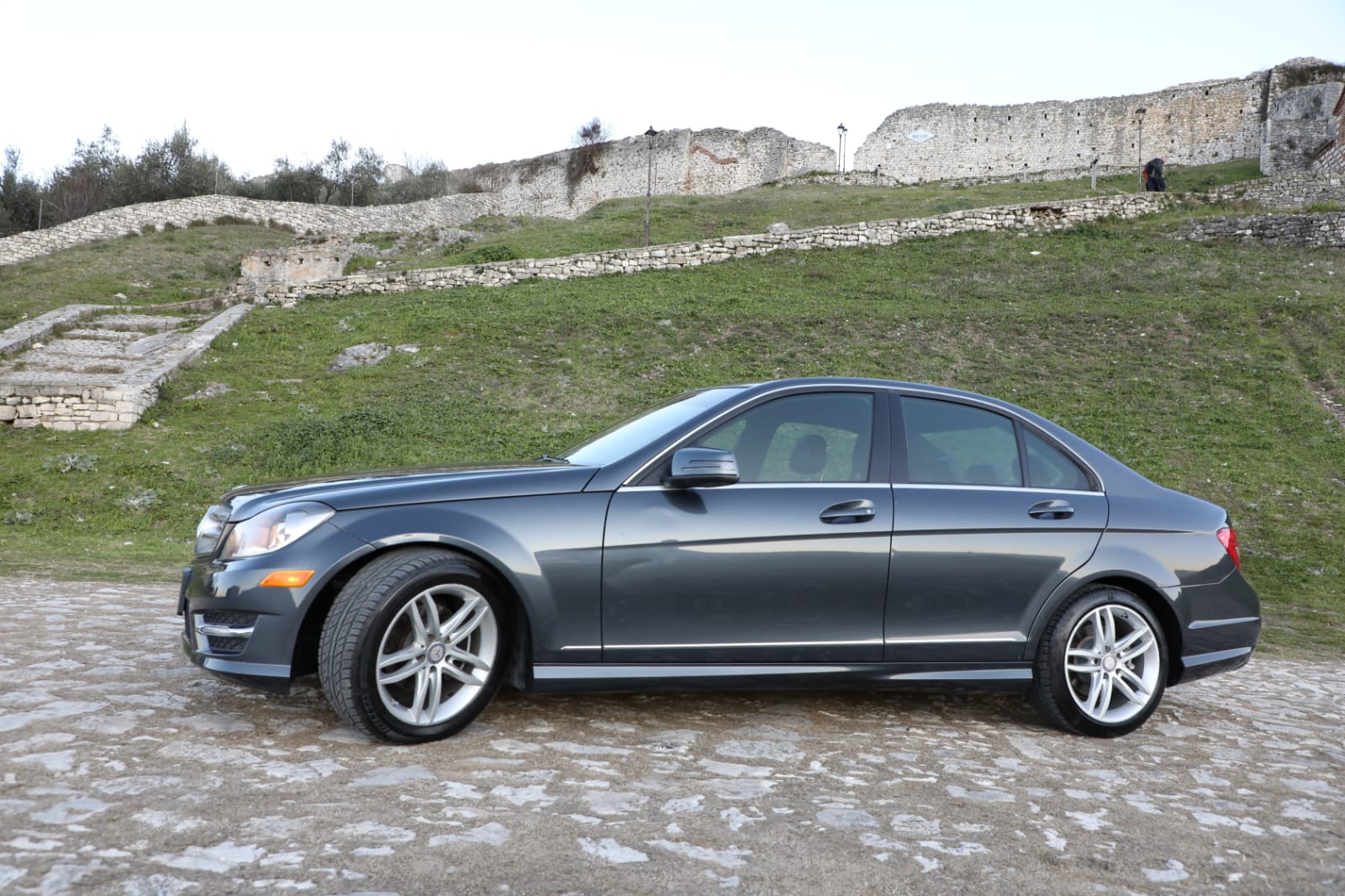 Rental Cars Berat-Aeroport (Rinas)