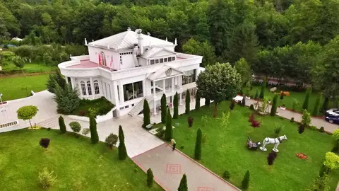 Bulqizë Hotel "Shtëpia e Bardhë"