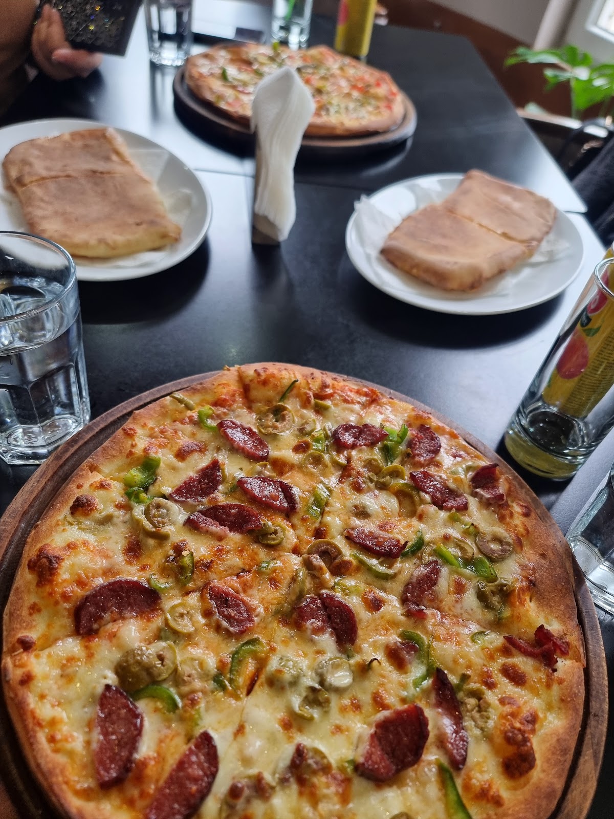 Café Pizza Plus