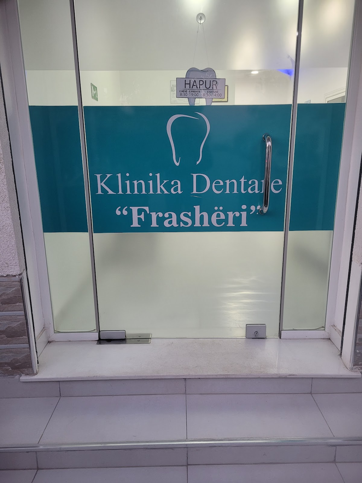 Klinika Dentare Frasheri