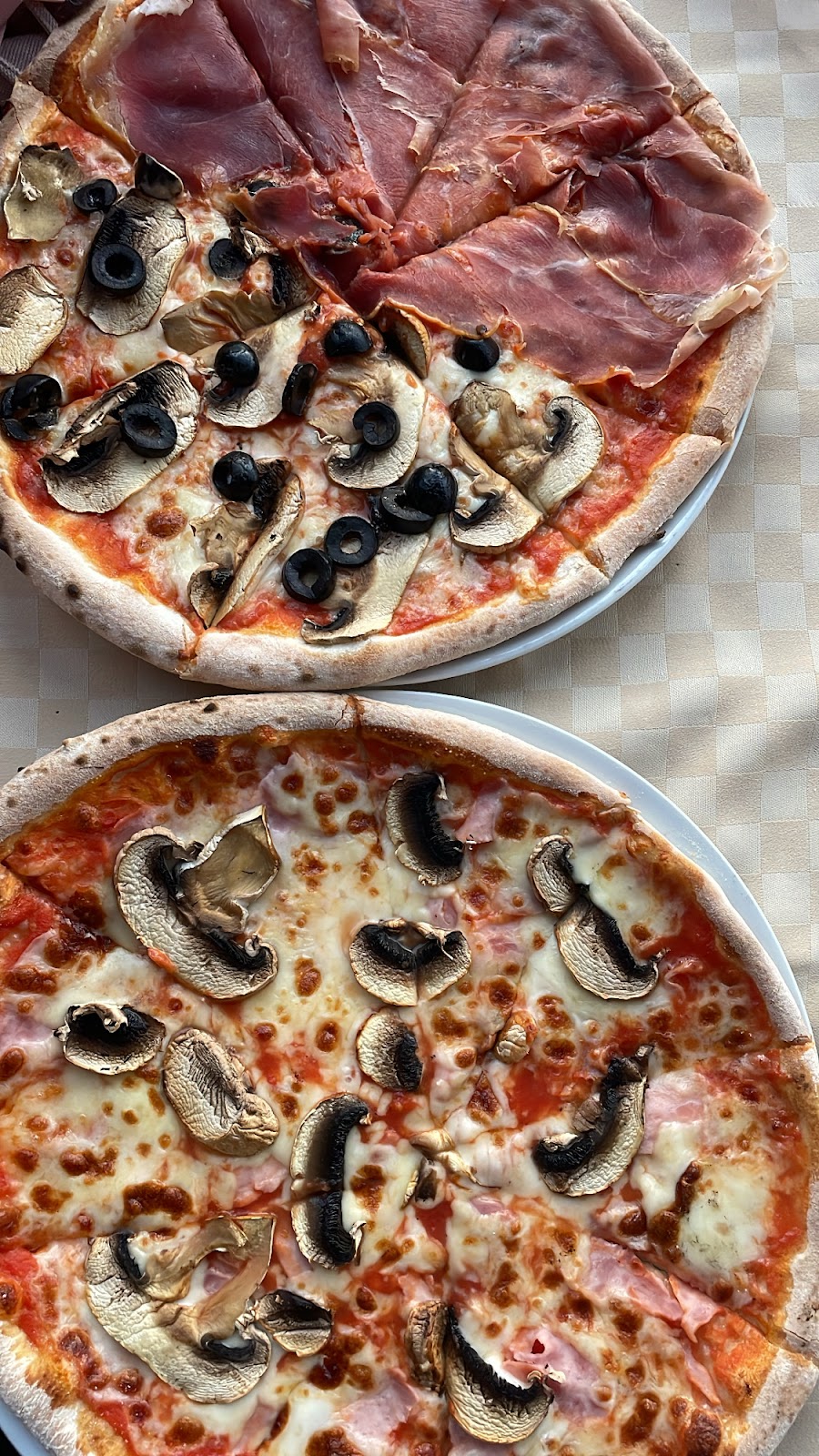 Ura Bar Pizzeri