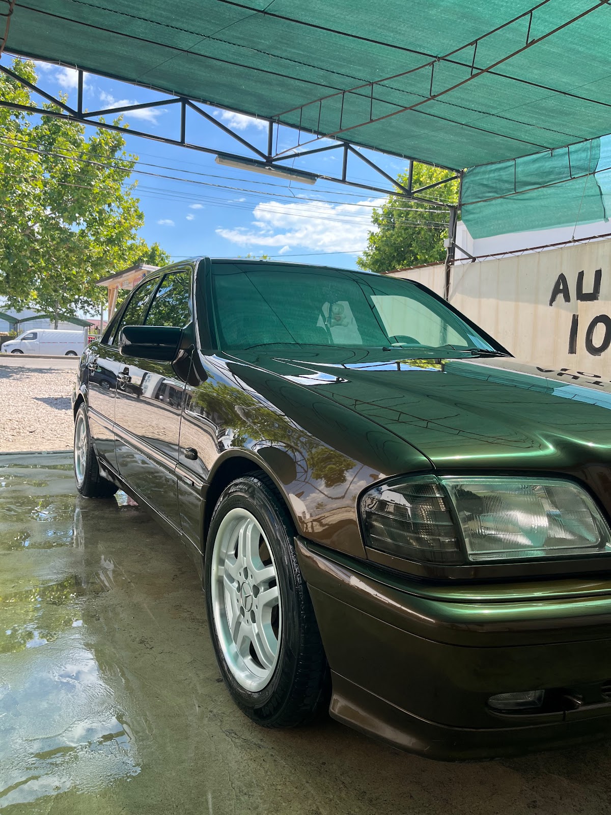 Lavazh: Auto 101 - Shine & Go