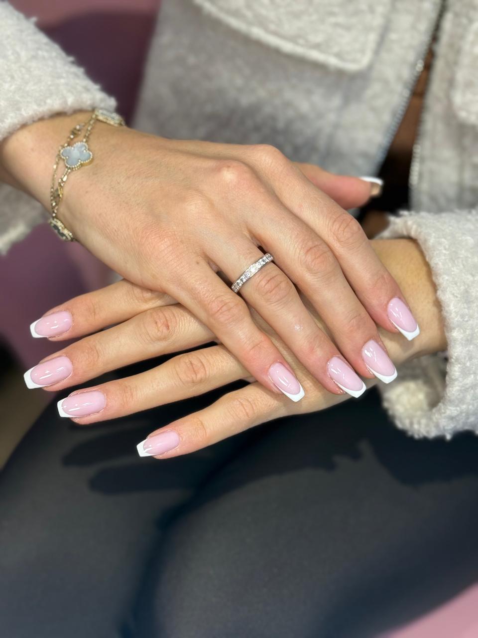Zoi Nails