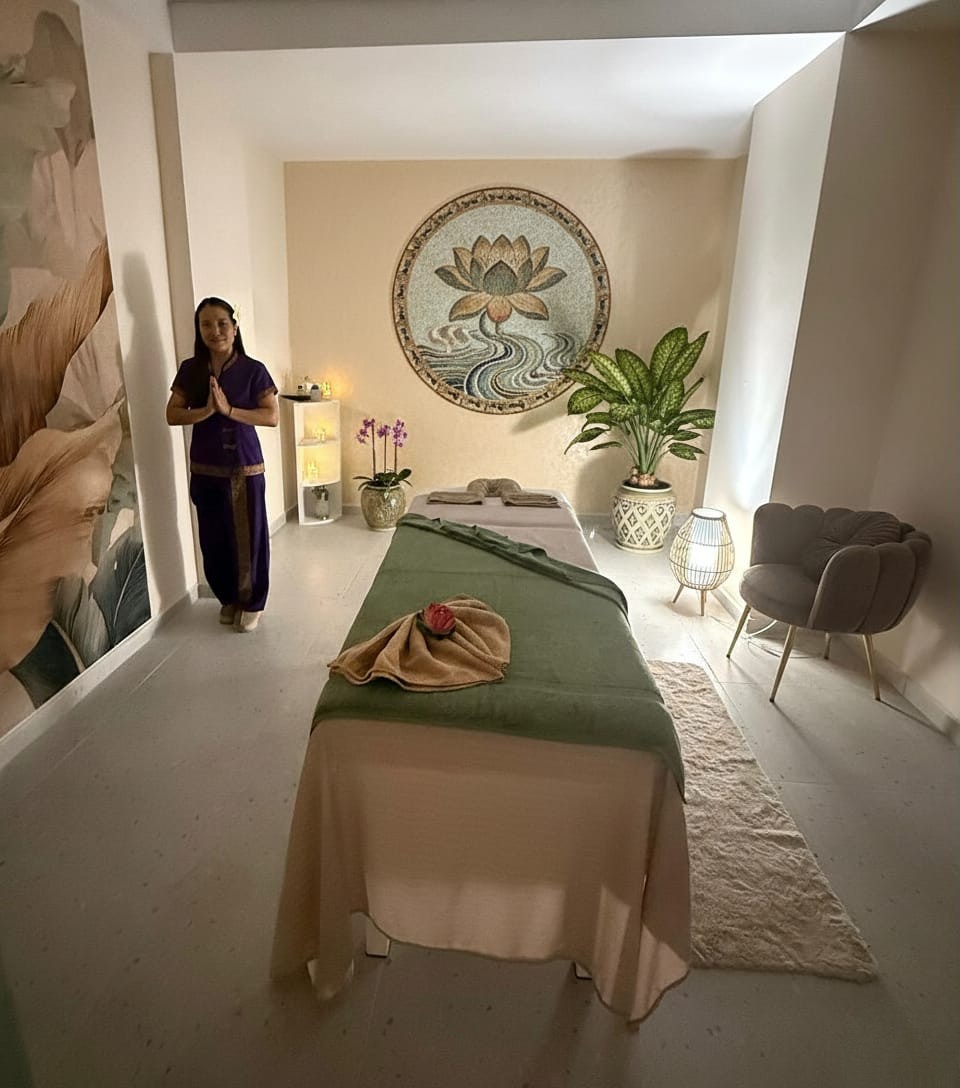 Relax & Thai Massage