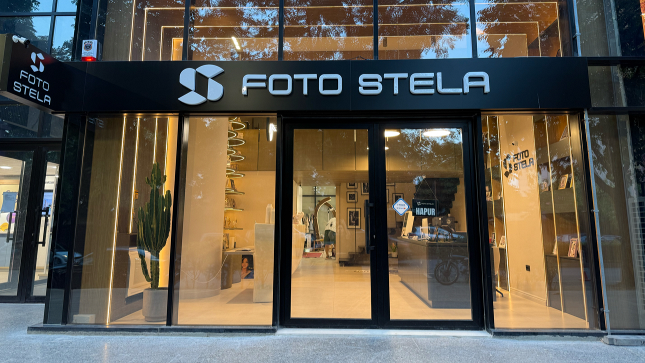 Foto Stela