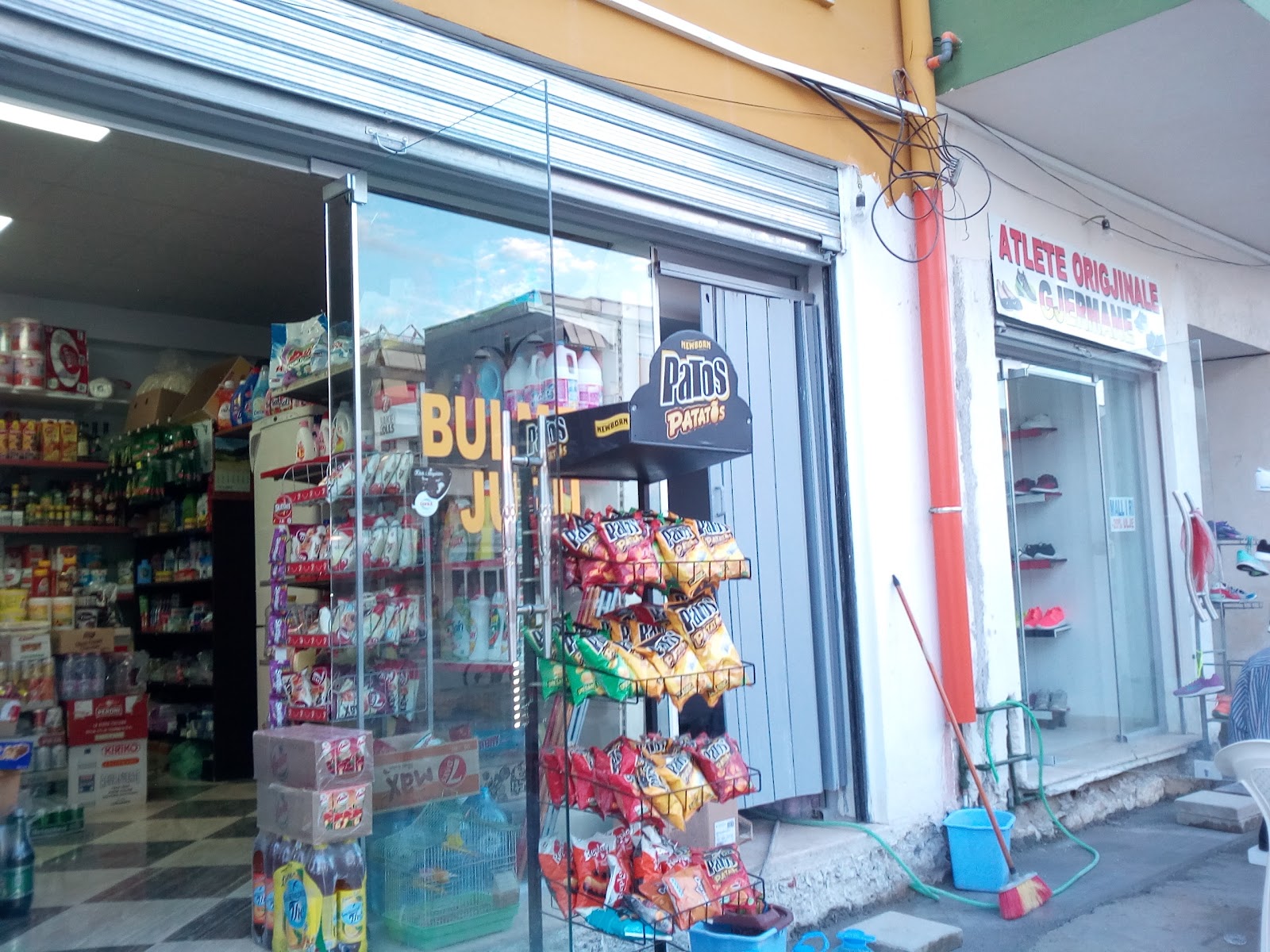 Pizzeria Fast food Nardi, Fier