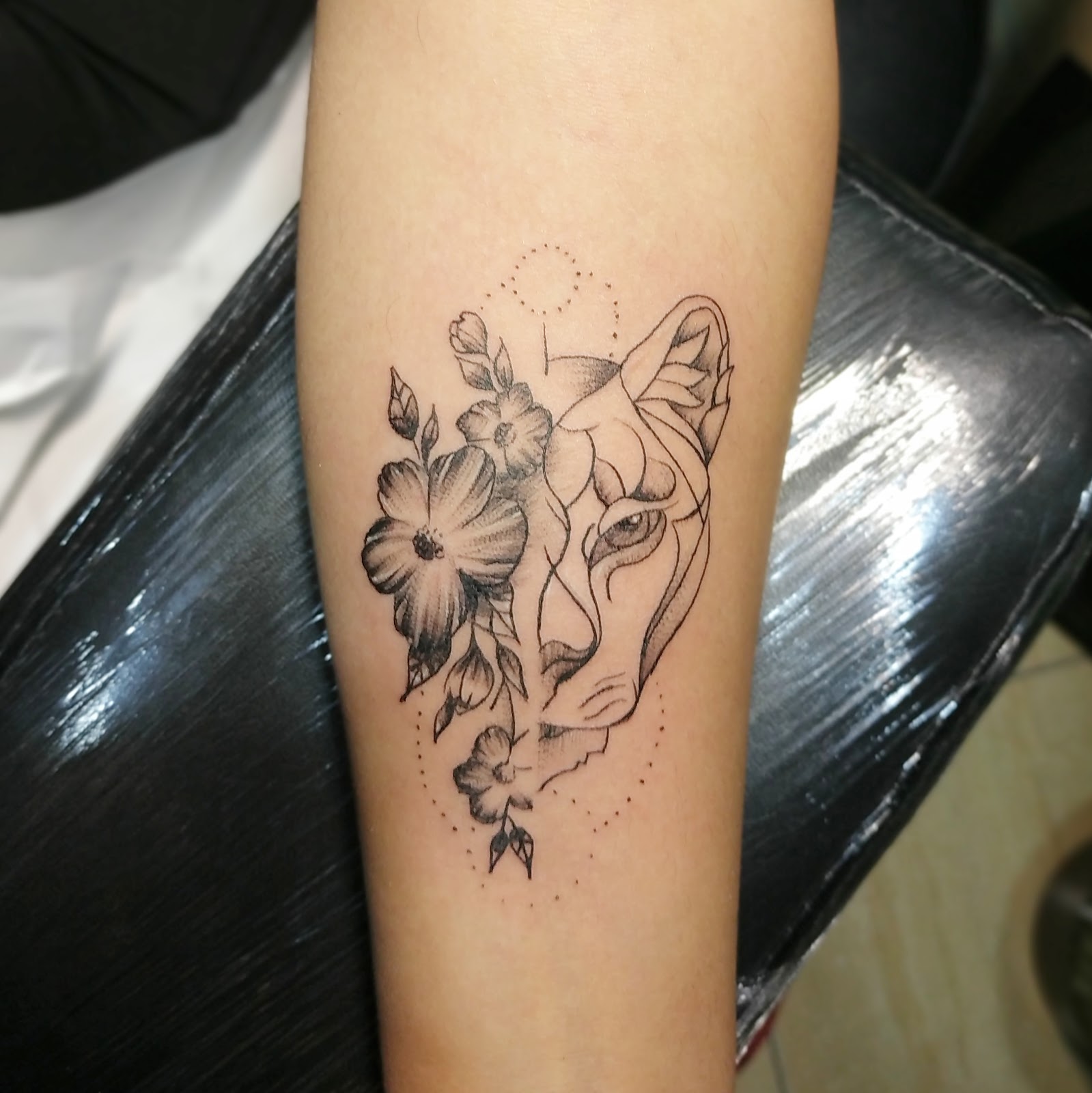 Ferro Tattoo
