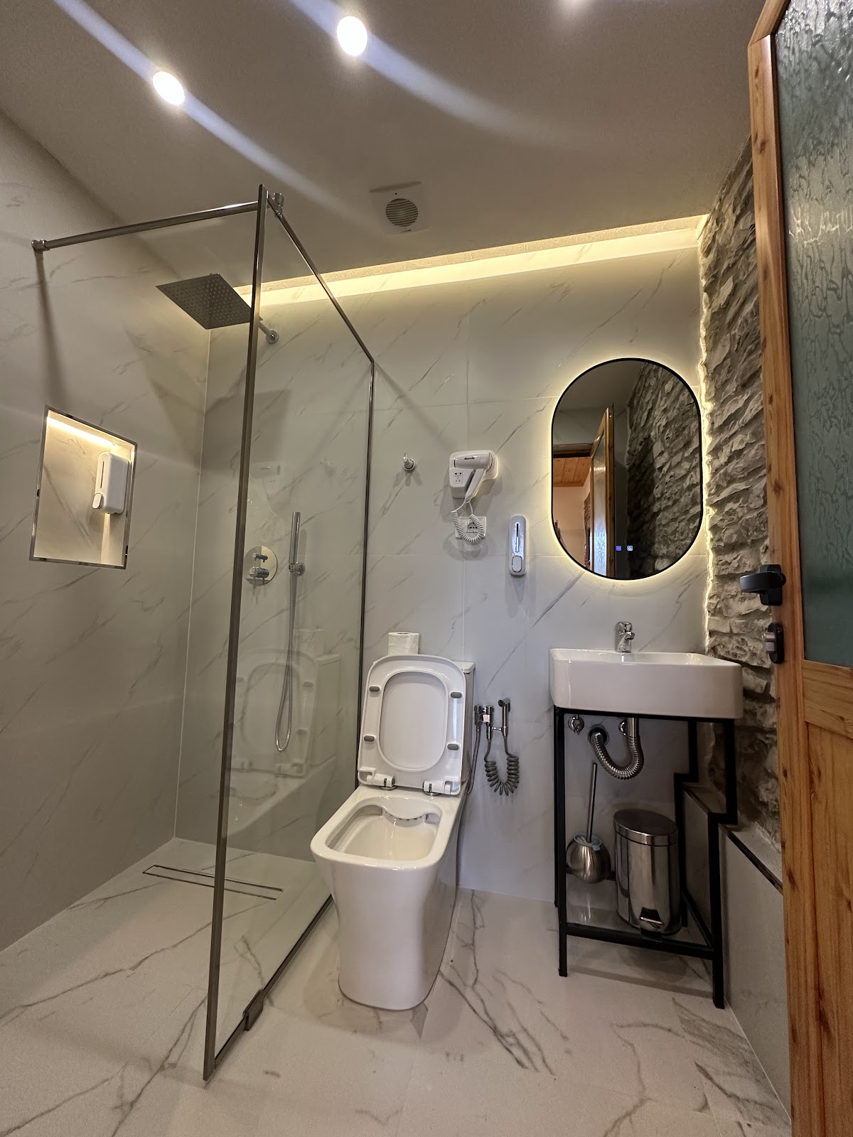 Mani Guest House