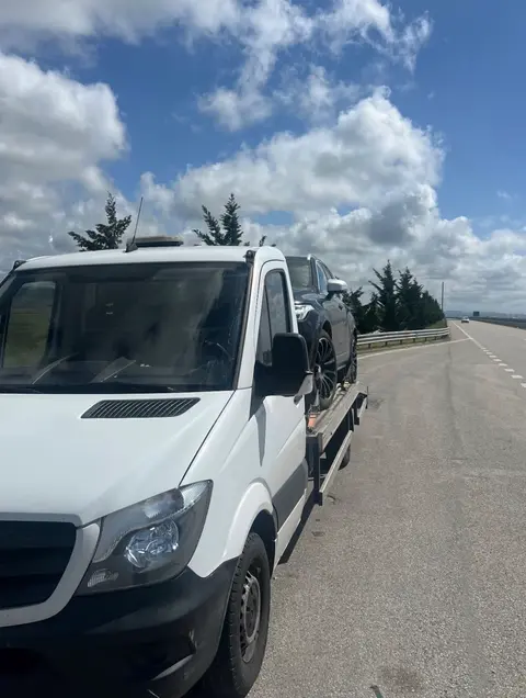 Karrotrec Andi ( Towing Service )