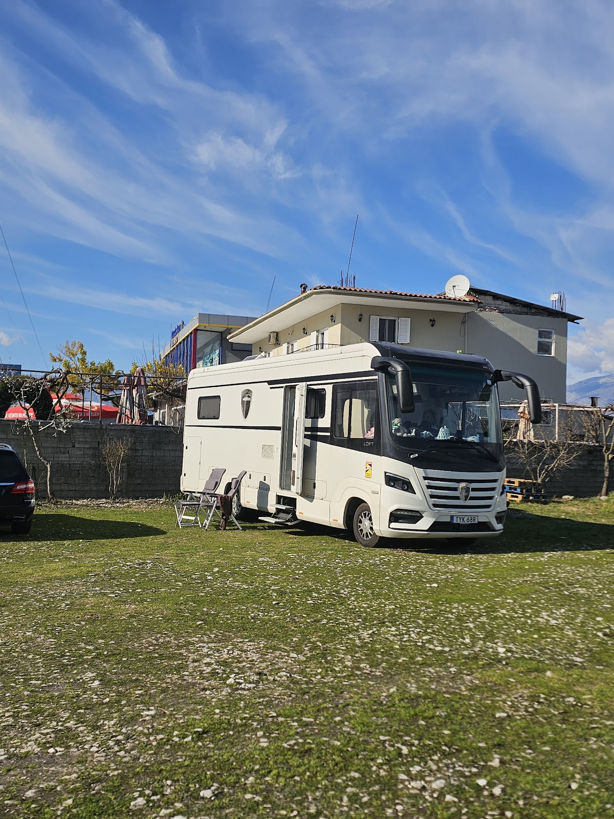Lavazh/Car wash & RV Parking/Camping