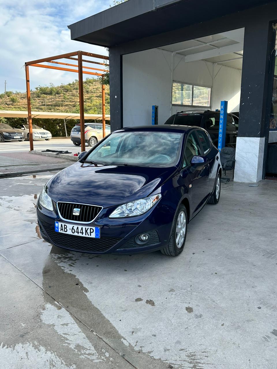 Rent Car Burgjia