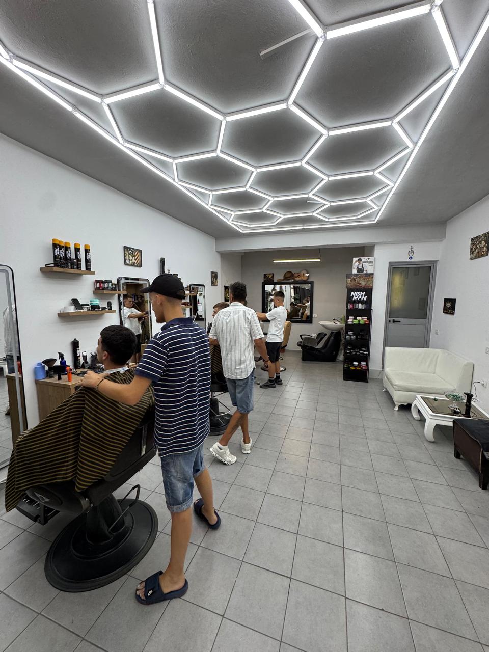 Barber Tili