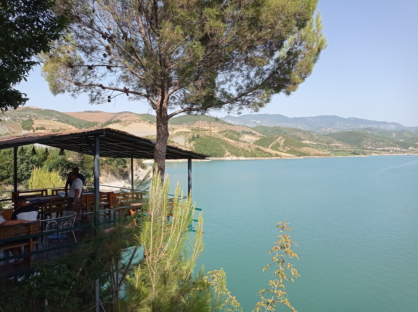 Restorant & Hotel LUNDRO
