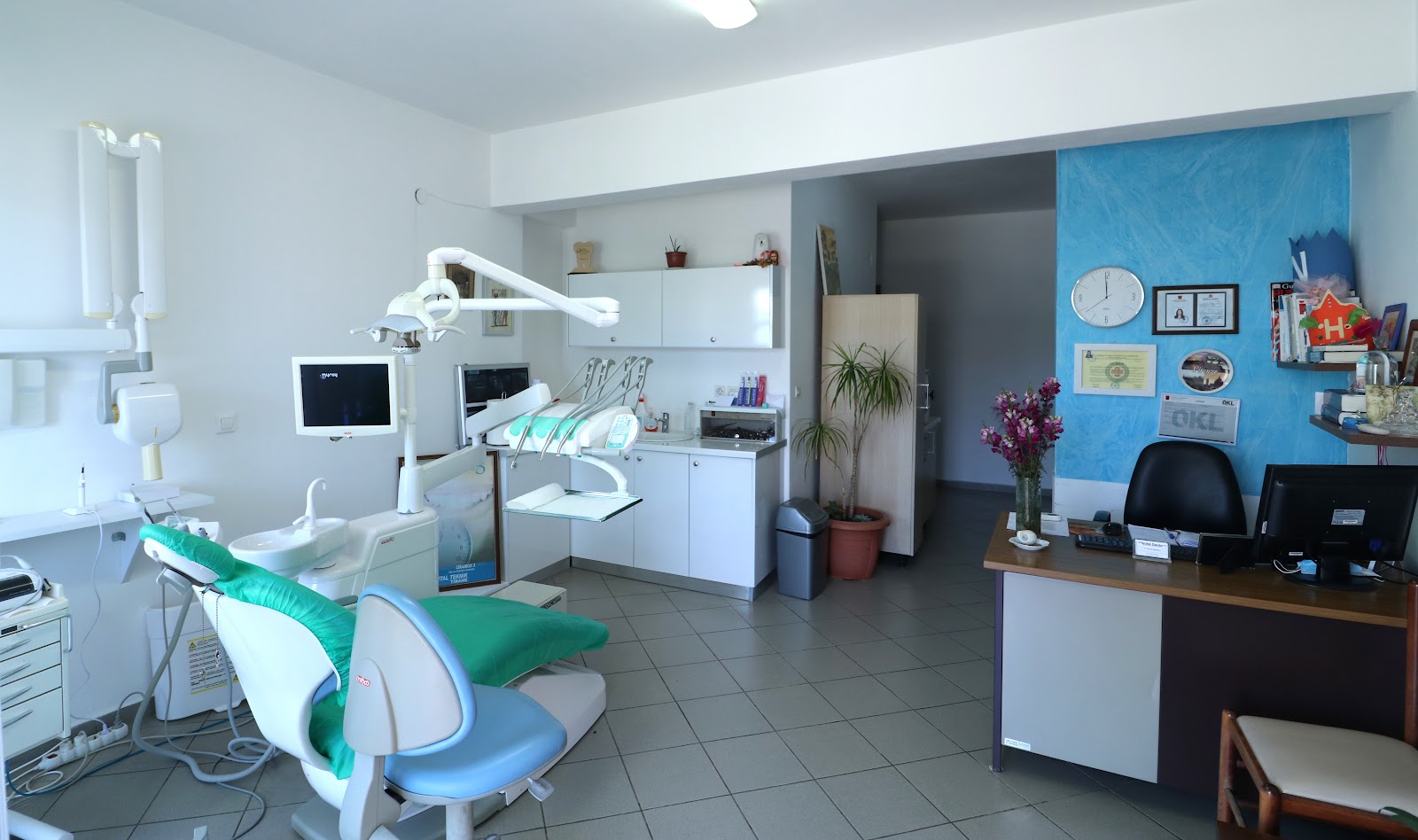 Klinike Dentare Himare ( Dr. Elona Rrokaj )