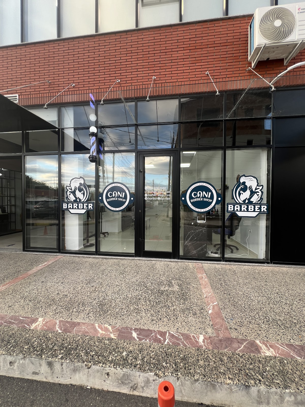 Barber Shop "Cani"