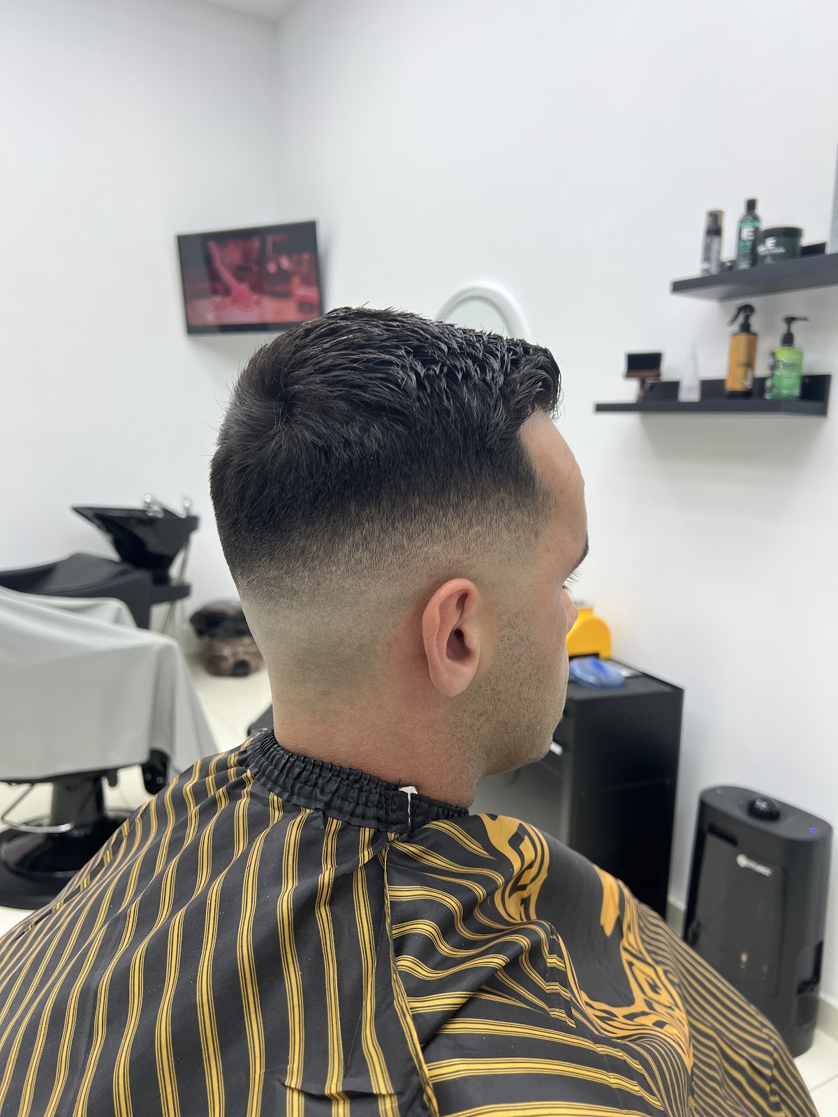 Barber Shop "Cani"