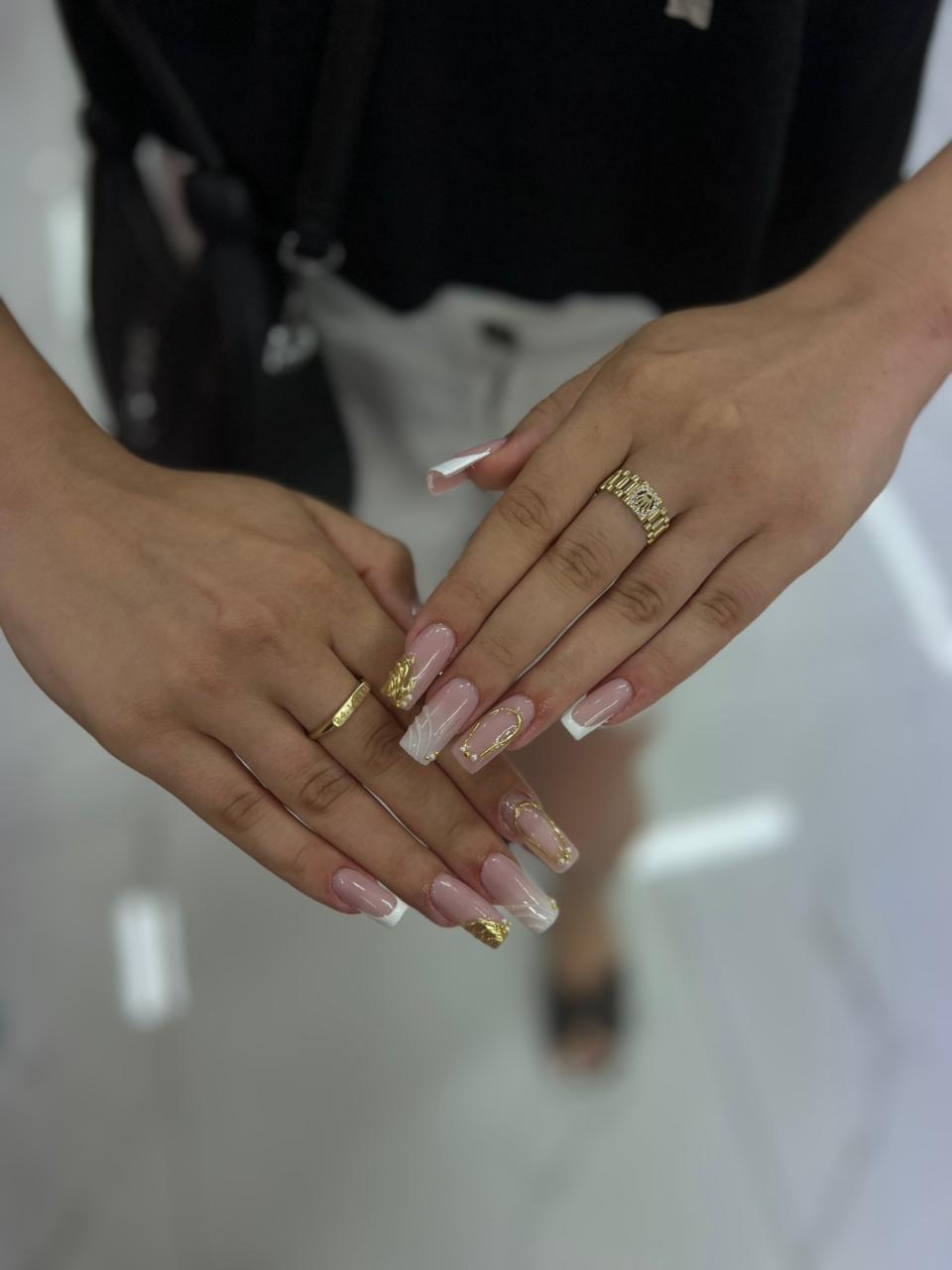 Mira Nails Salon