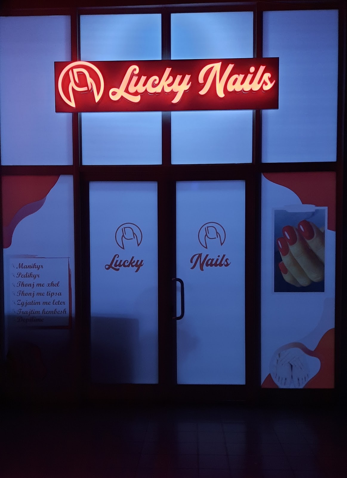 Lucky Nails