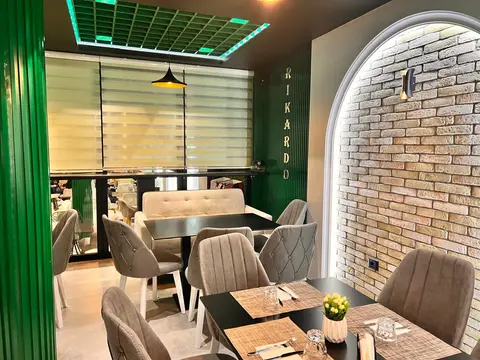 Bar Pizzeri Cim Petlla