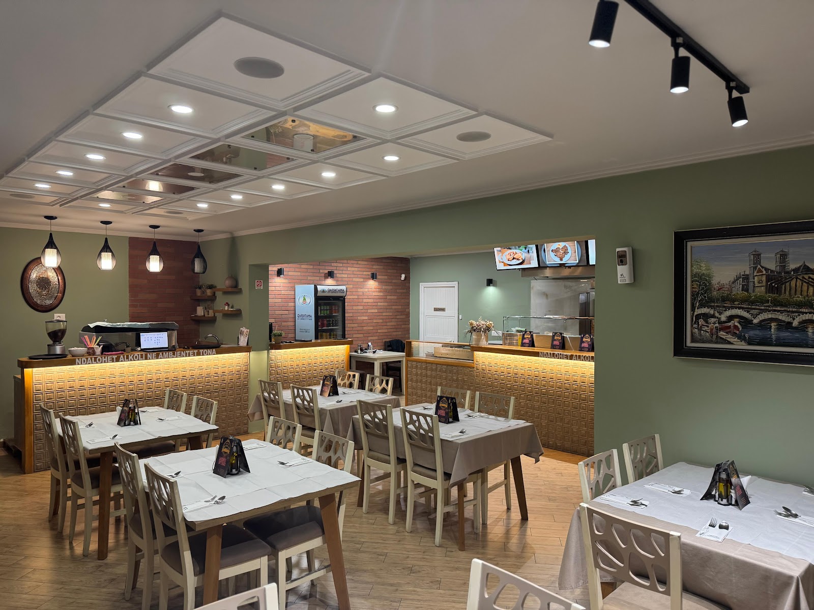 AKSA PIZZA KEBAB RESTAURANT HALAL