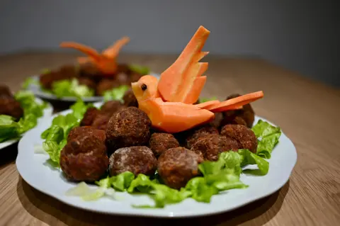 AKSA PIZZA KEBAB RESTAURANT HALAL