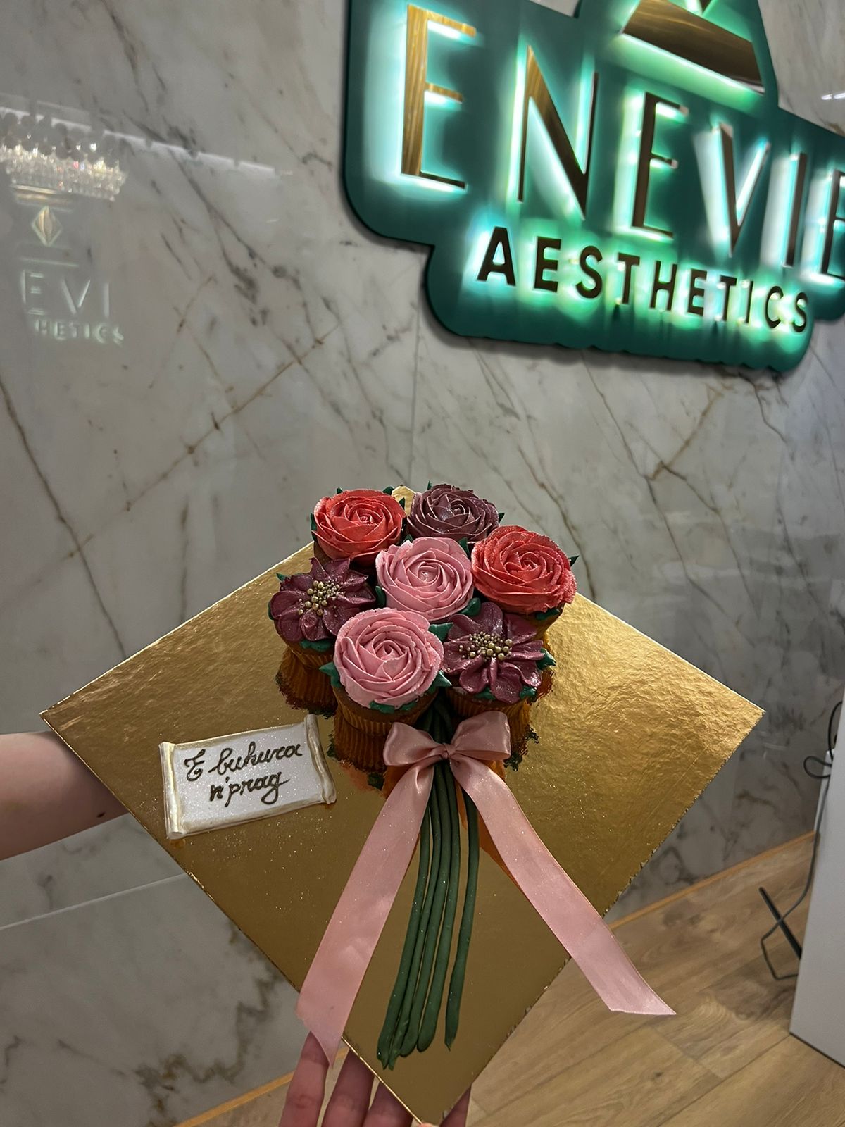 ENEVIE Clinic - Klinikë Dermoestetike
